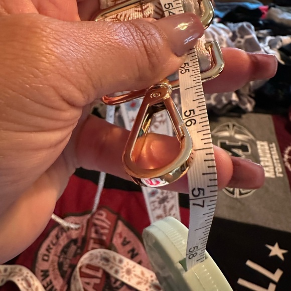 Crossbody strap (snowflake ) - Picture 2 of 2